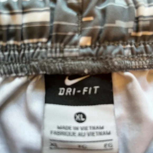 Nike Boys Dri Fit Shorts - Picture 4 of 4